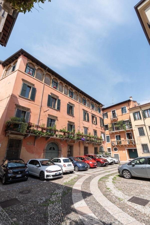 Romeo And Juliet Apartments Verona Kültér fotó